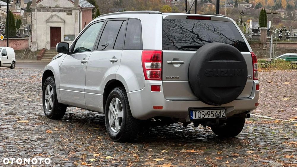 Suzuki Grand Vitara - 3