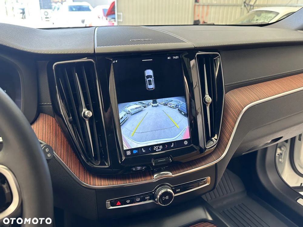 Volvo XC 60 B5 B Geartronic RDesign - 10