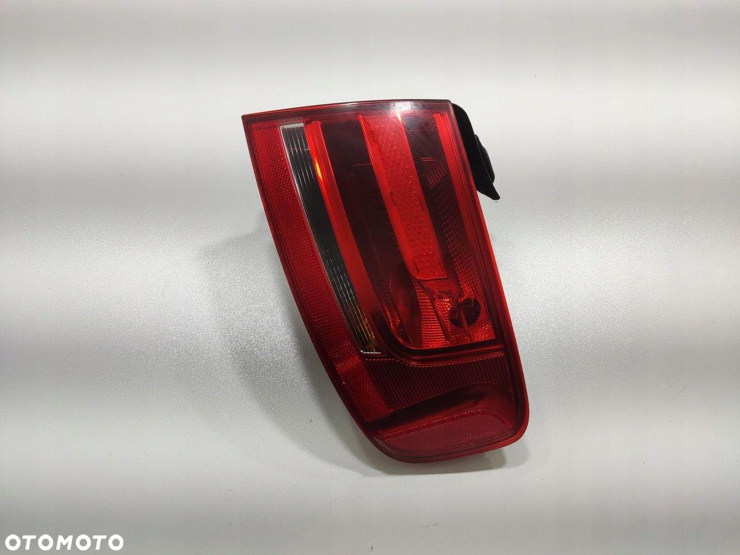 LAMPA PRAWA PRAWY TYŁ W BŁOTNIK AUDI A4 B8 SEDAN 2007-2011 8K5945096D - 6