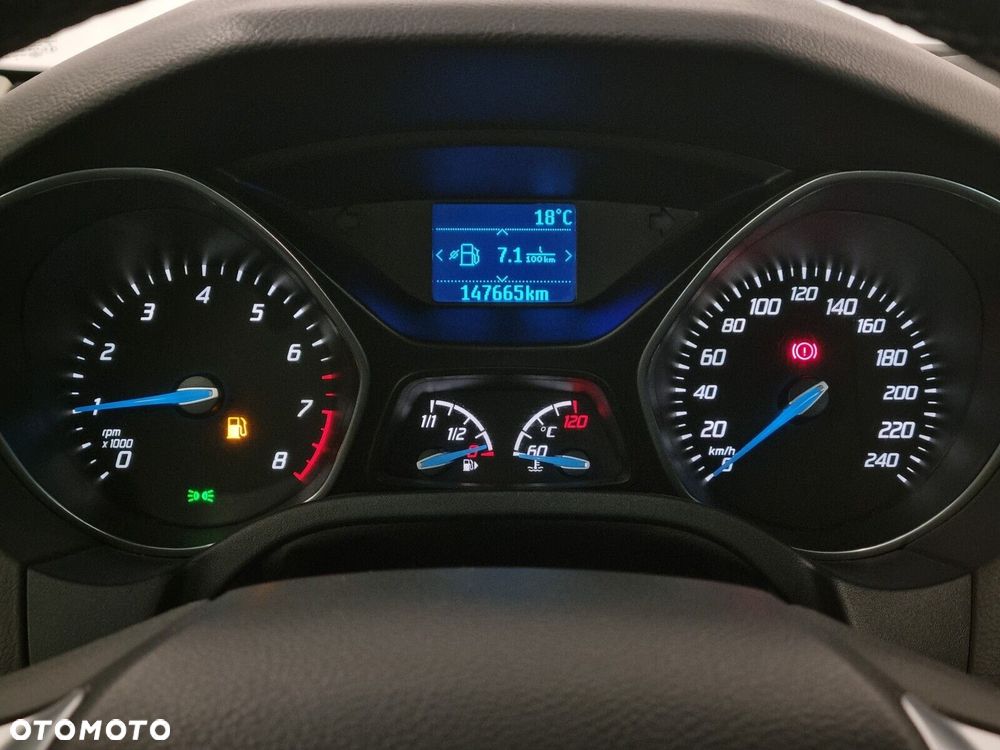 Ford Focus 1.6 EcoBoost Trend - 16