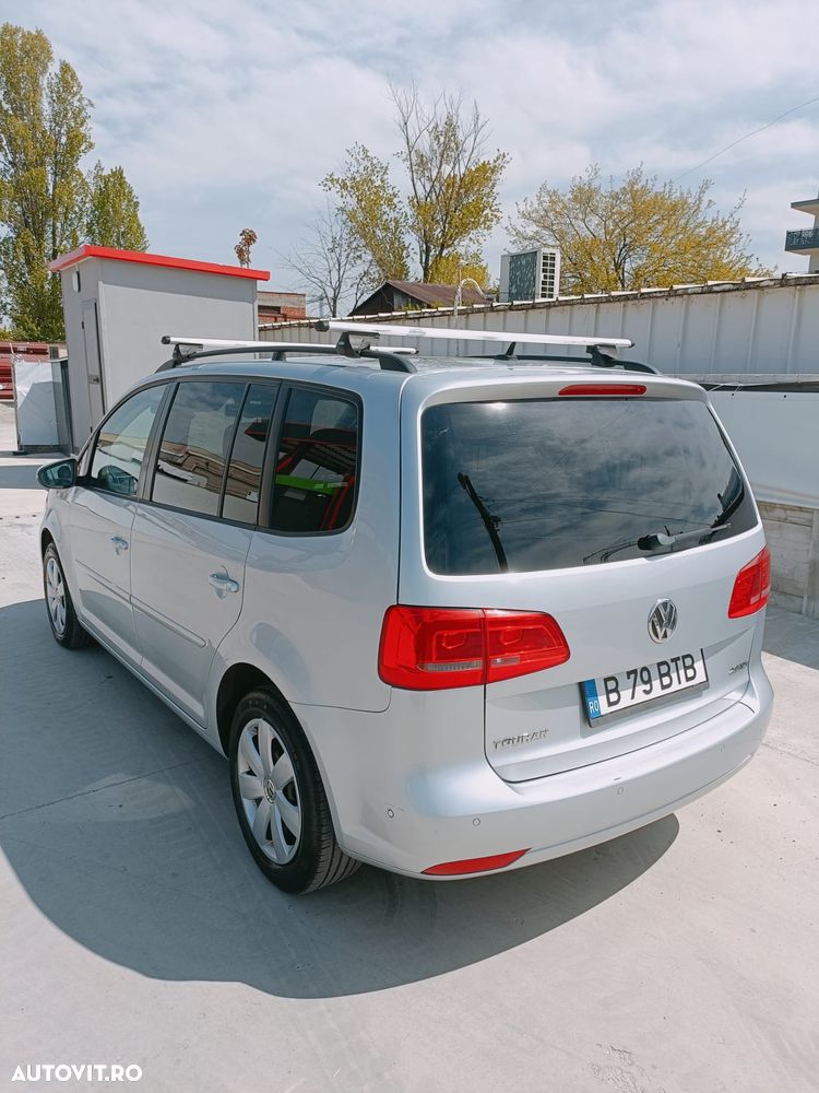 Volkswagen Touran - 7