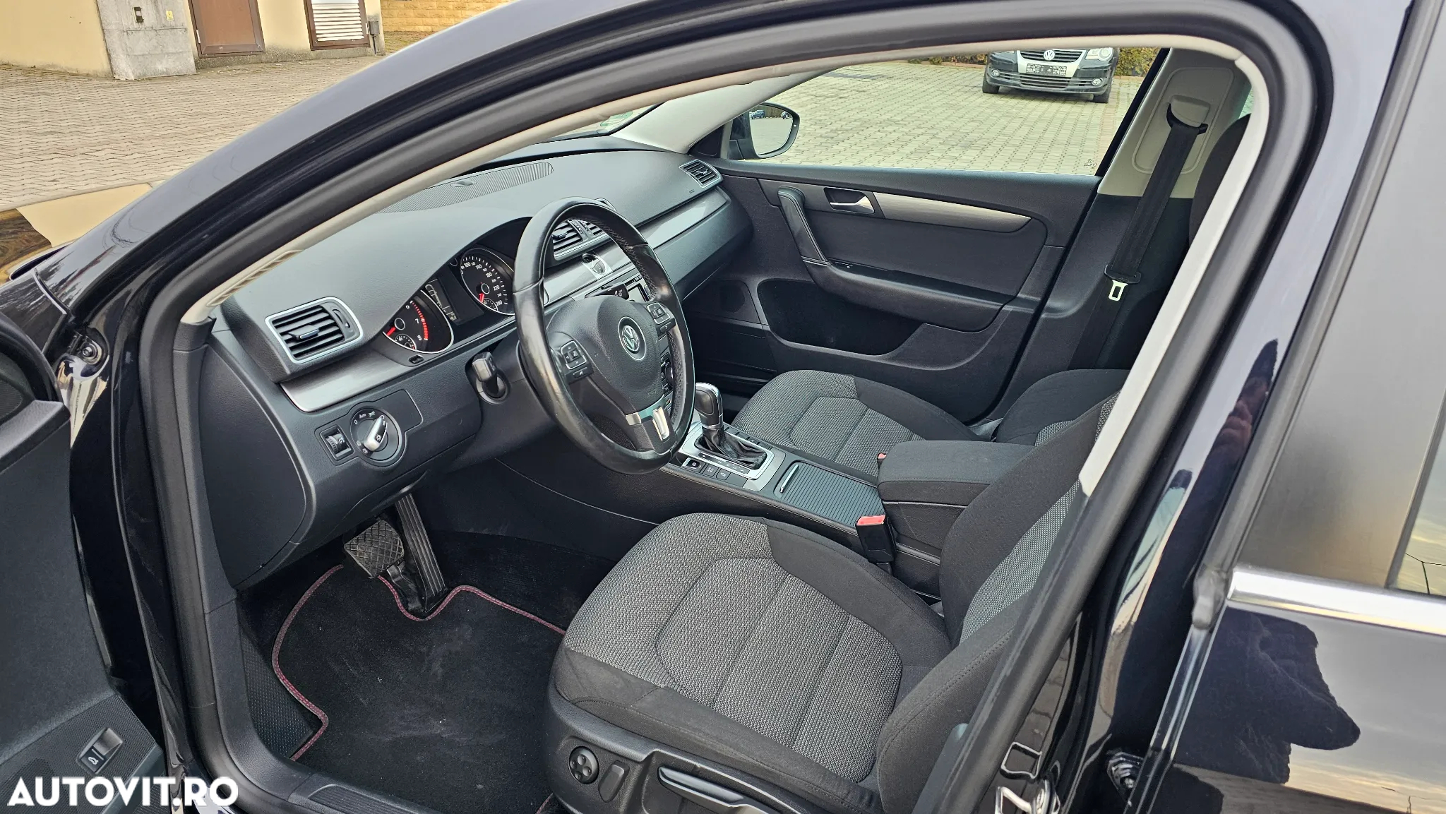 Volkswagen Passat Variant 1.8 TSI DSG Highline - 16