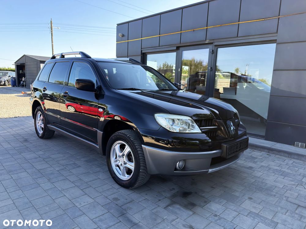 Mitsubishi Outlander 2.0 Invite - 11