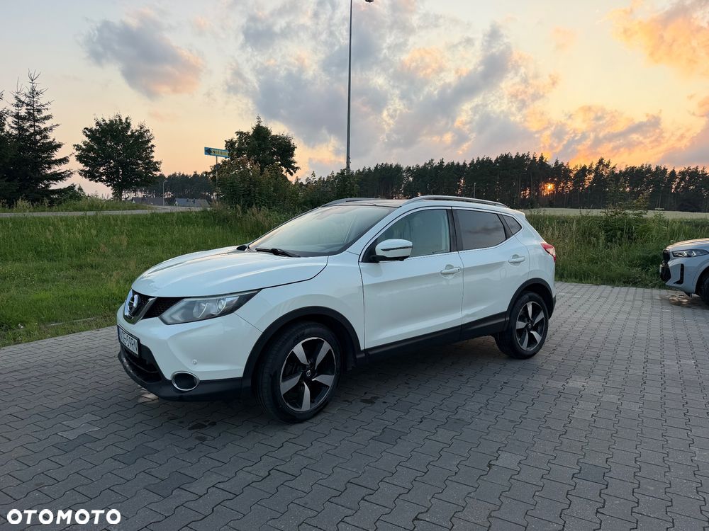 Nissan Qashqai - 1