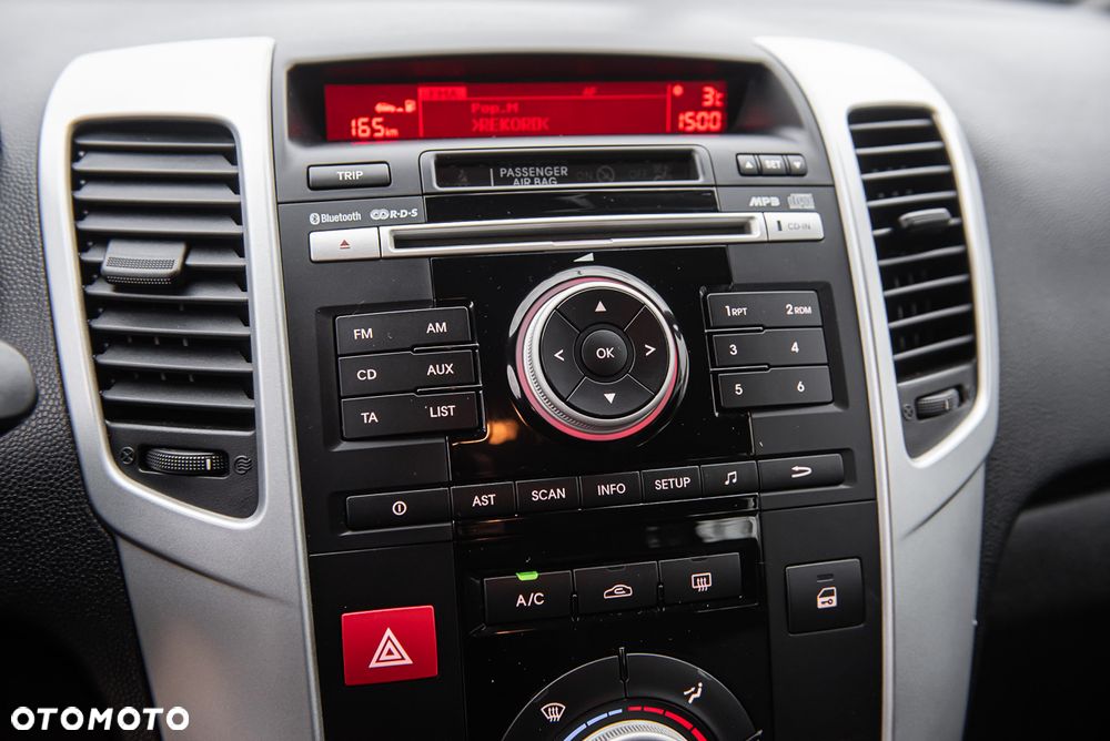 Kia Venga 1.6 L - 20