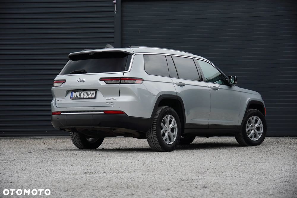 Jeep Grand Cherokee - 12