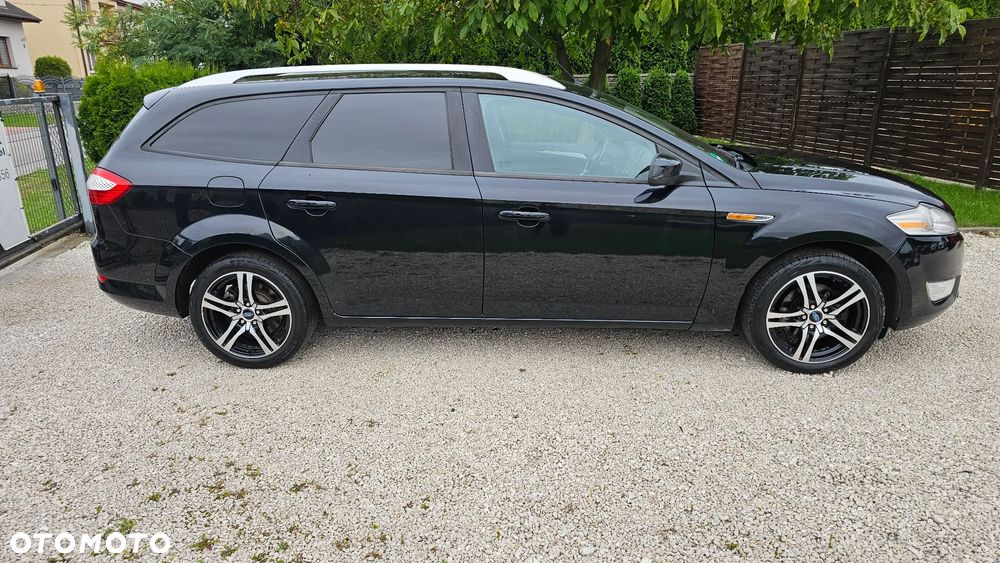 Ford Mondeo 2.0 TDCi Ambiente - 18