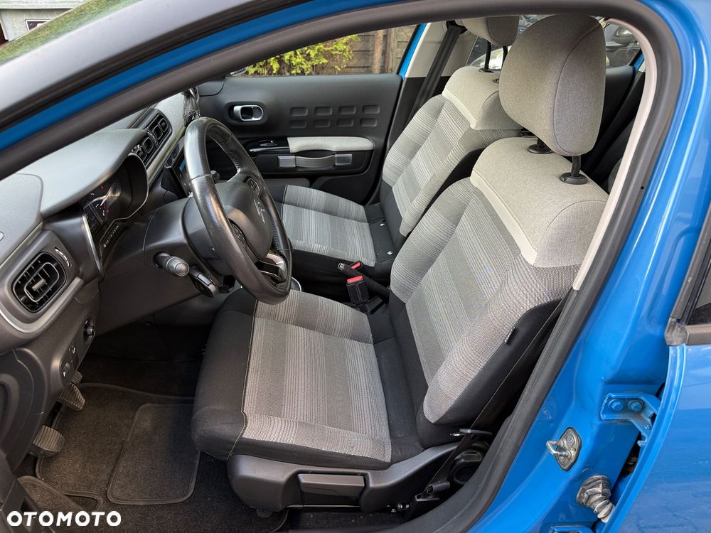 Citroën C3 Pure Tech 82 SHINE - 2