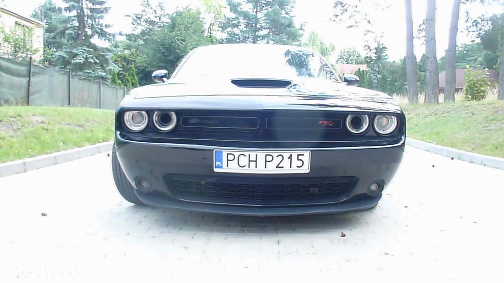 Dodge Challenger Automatik R/T Plus - 2