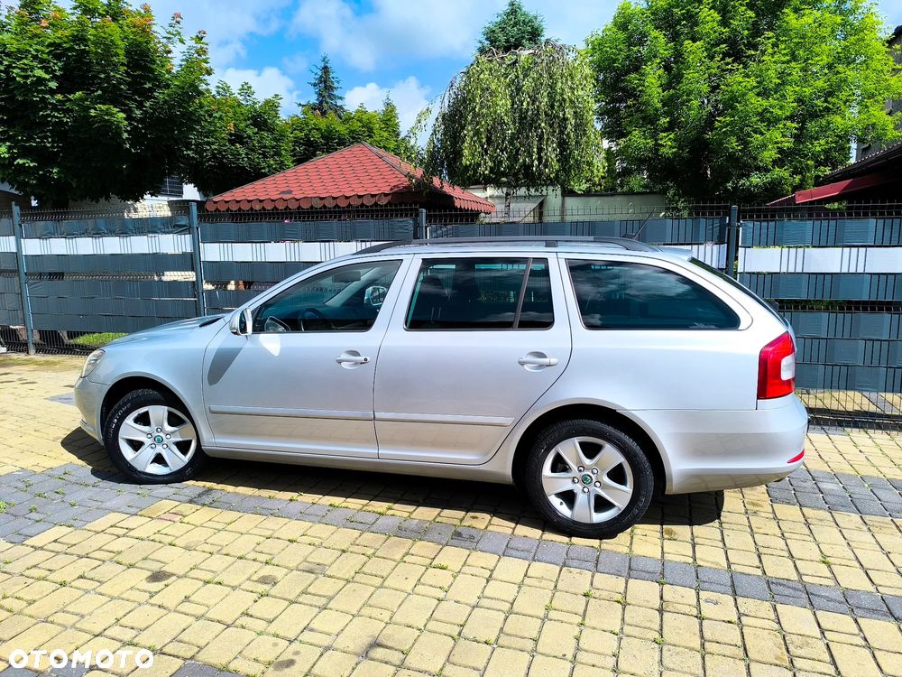 Skoda Octavia 1.6 TDI Active - 8