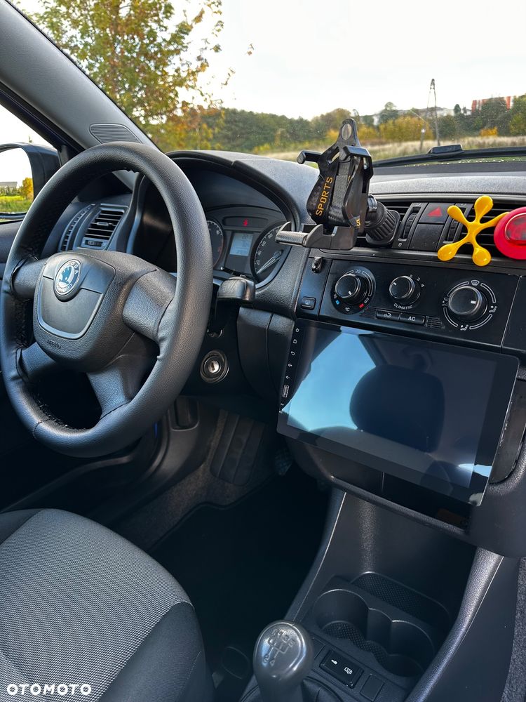 Skoda Fabia - 12