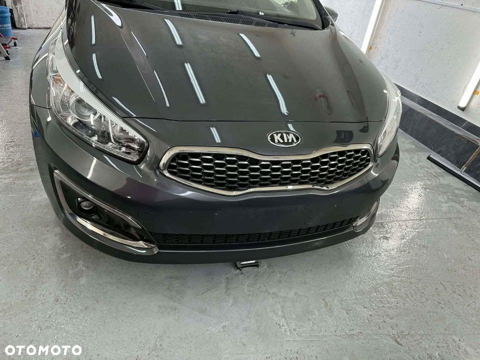 Kia Ceed - 19