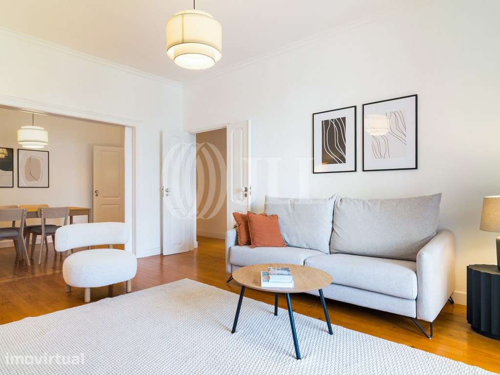 Apartamento T5 remodelado nas Avenidas Novas, Lisboa - Grande imagem: 3/32