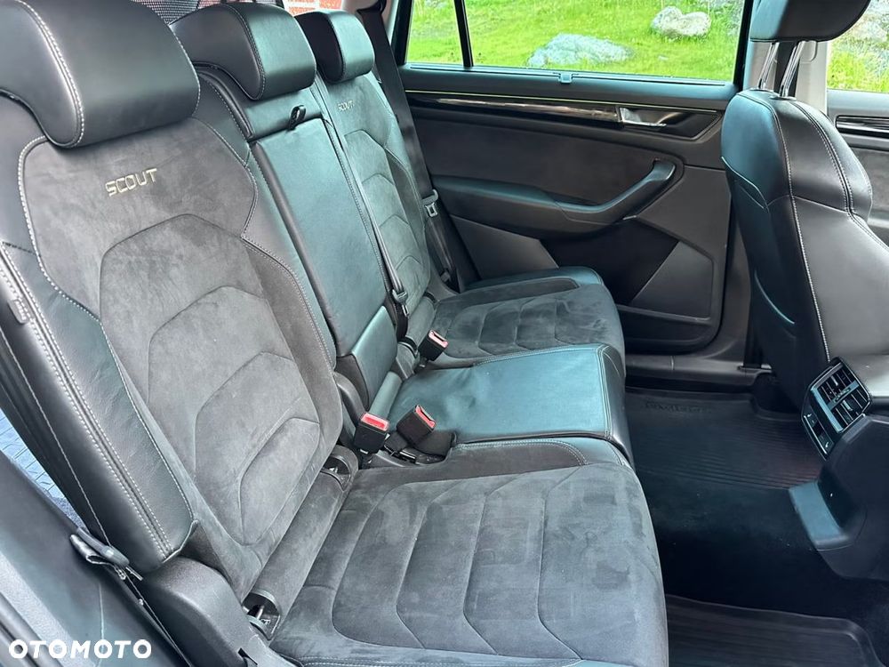 Skoda Kodiaq 2.0 TDI 4x4 DSG Scout - 12