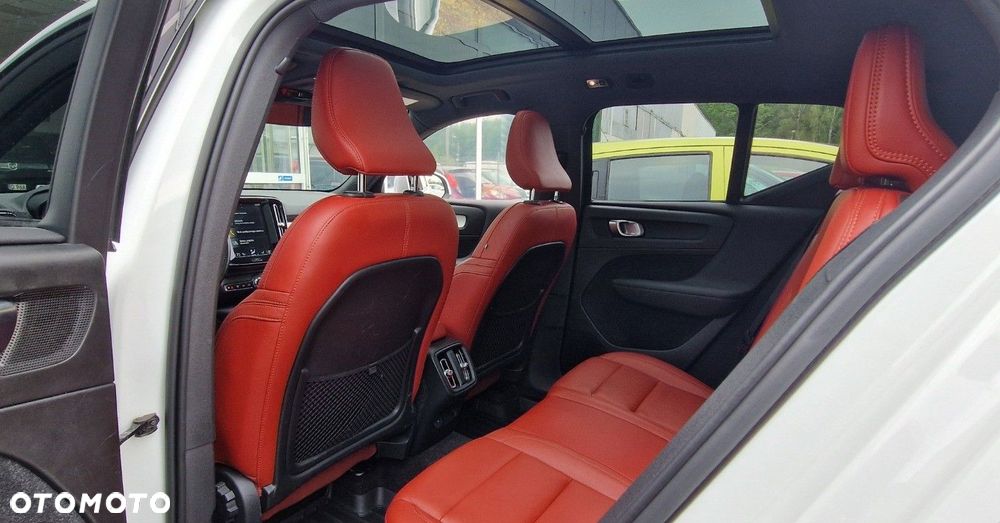 Volvo XC 40 - 19