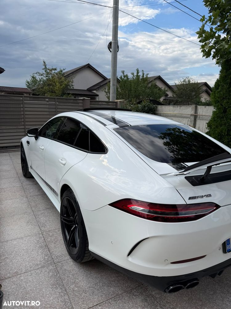 Mercedes-Benz AMG GT - 4