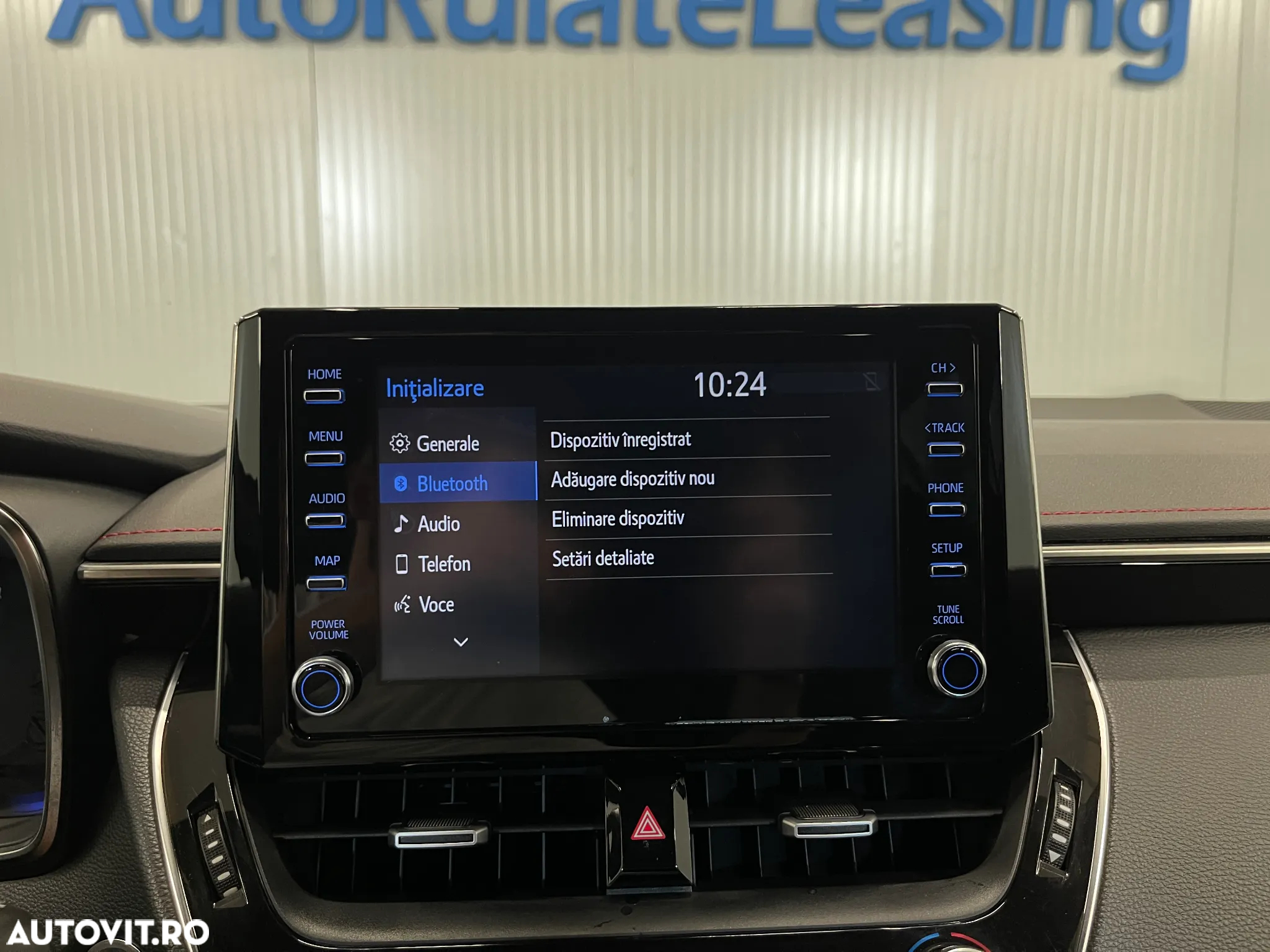 Toyota Corolla 2.0 Hybrid Lounge - 16