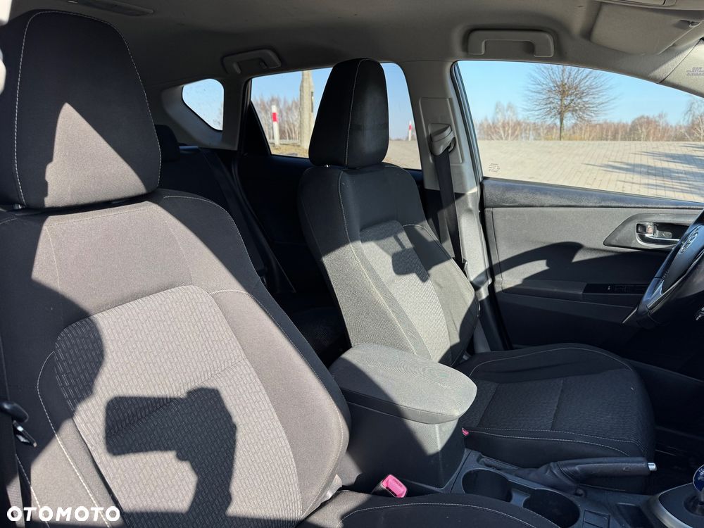 Toyota Auris Hybrid 135 Premium - 6