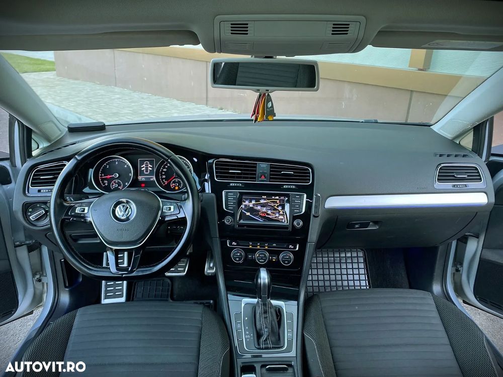 Volkswagen Golf 1.6 TDI DSG Join - 8