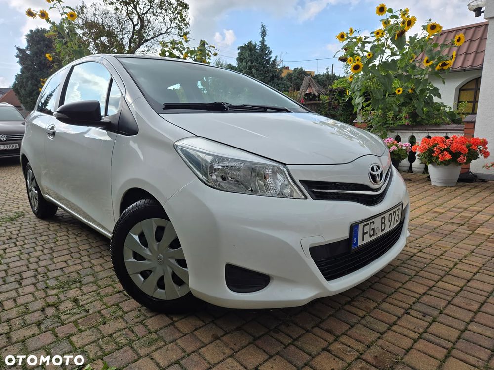 Toyota Yaris 1.0 VVT-i Cool - 1