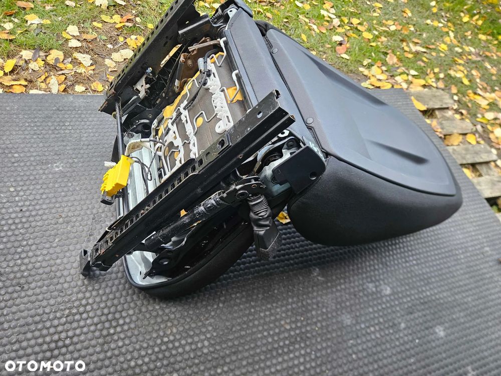 Fotel Kierowcy Siedzenie Welur Czarny Zagłówek BMW 3 E90 E91 2009r Lift LCI - 29
