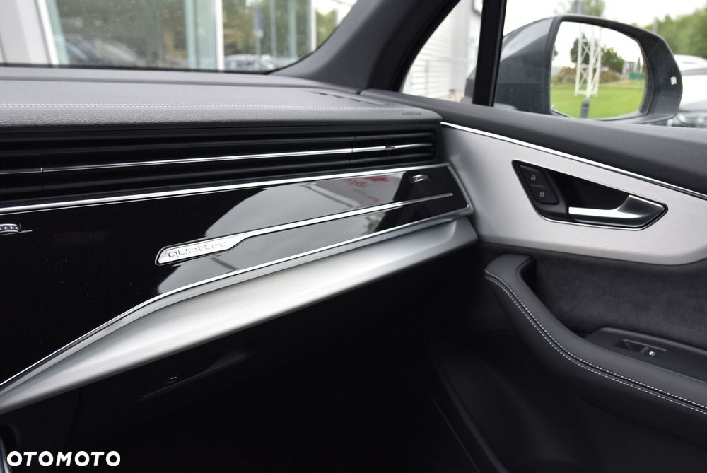 Audi Q7 - 19