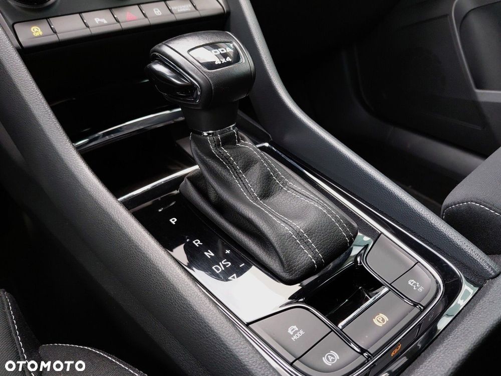 Skoda Karoq 2.0 TSI 4x4 Sportline DSG - 25