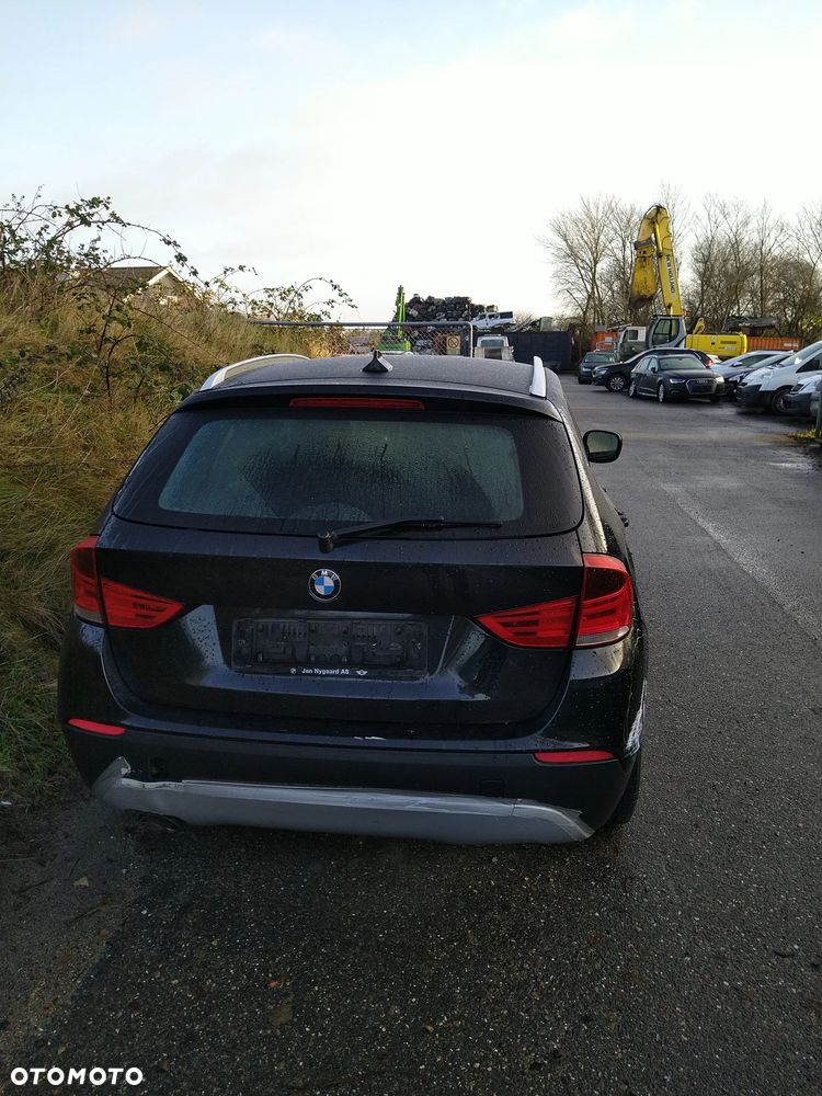 BMW X1 sDrive18d - 13