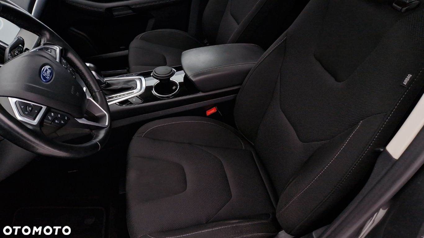 Ford S-Max - 15