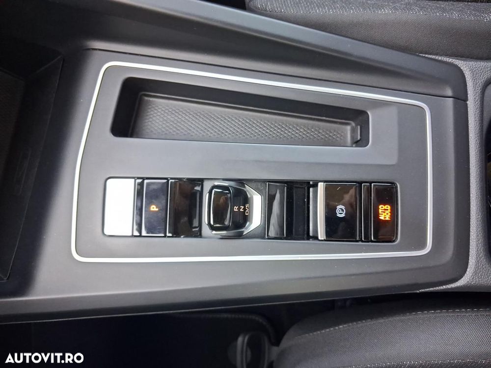 Volkswagen Golf 2.0 TDI DSG Comfortline - 26