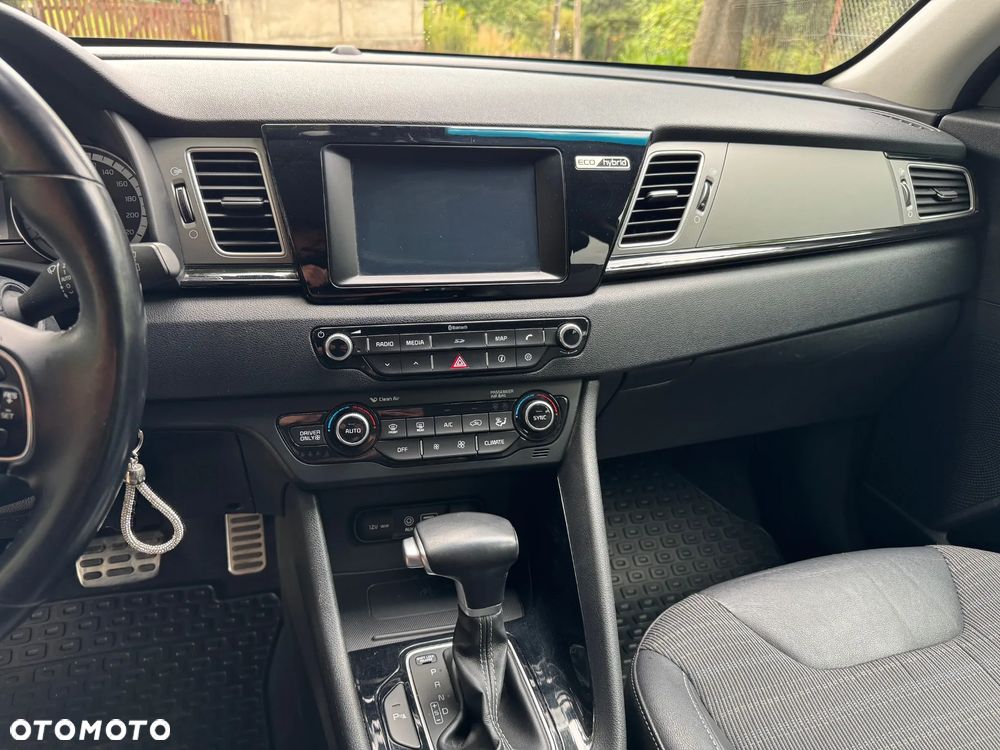 Kia Niro - 16