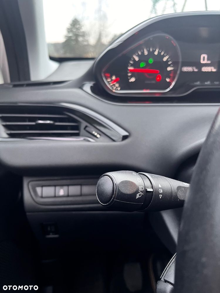 Peugeot 208 PureTech 68 Active - 16