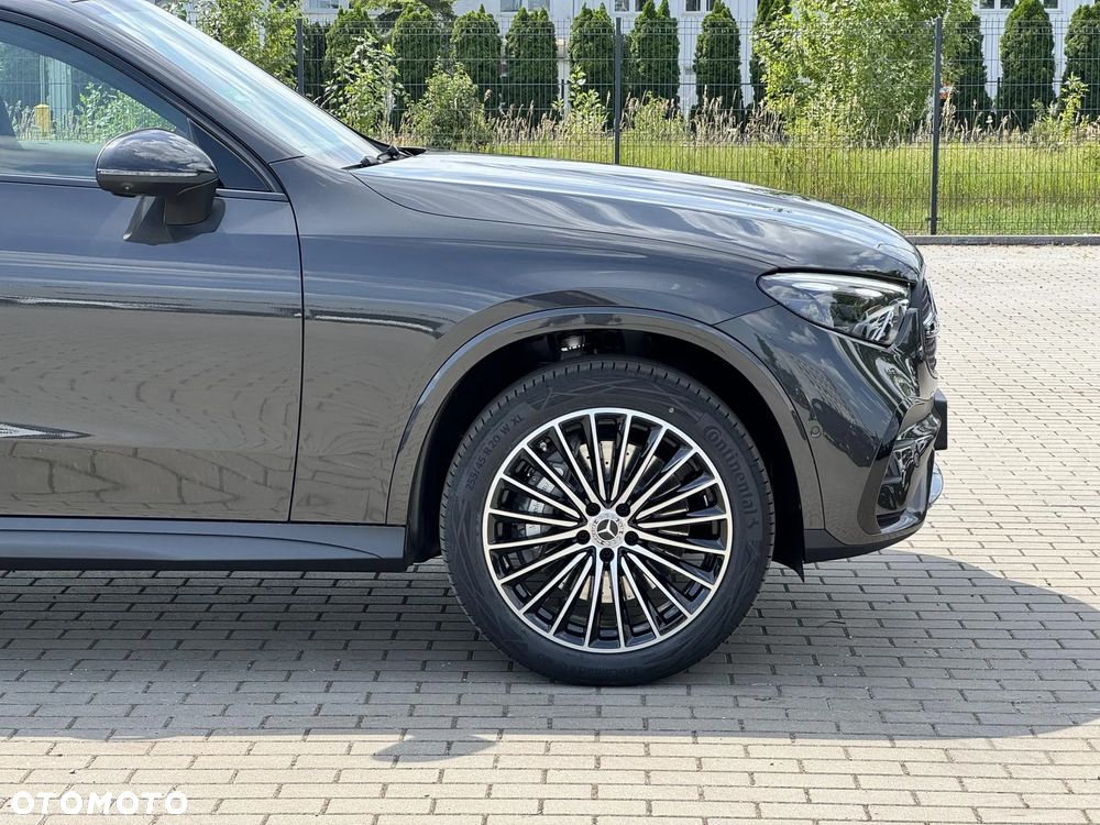 Mercedes-Benz GLC 300 e PHEV 4-Matic AMG Line - 8