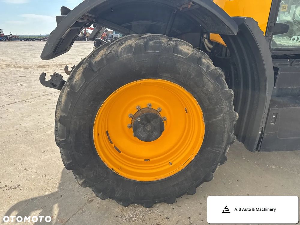 JCB Fastrac 4220 - 19