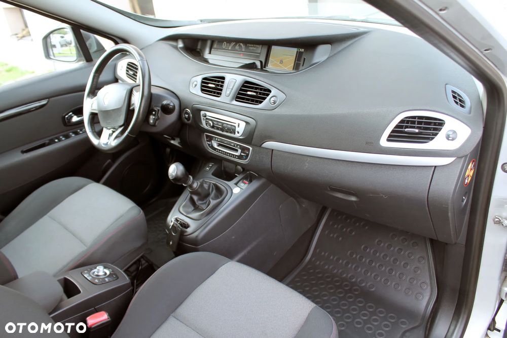 Renault Grand Scenic Energy TCe 130 S&S Bose Edition - 13