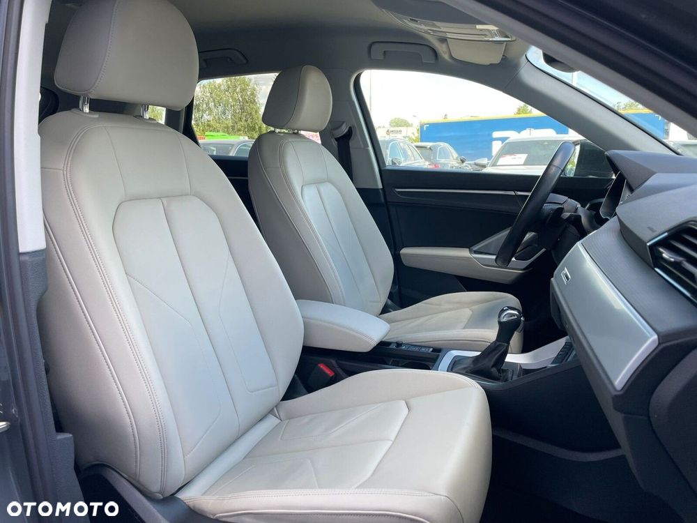 Audi Q3 - 24