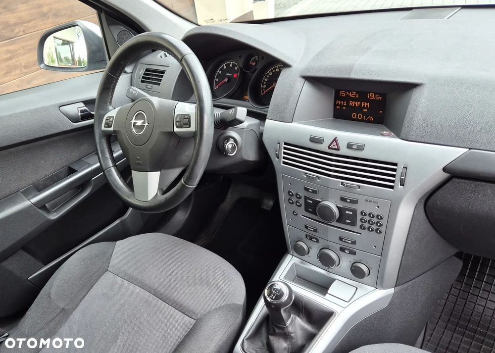 Opel Astra 1.6 Enjoy - 9