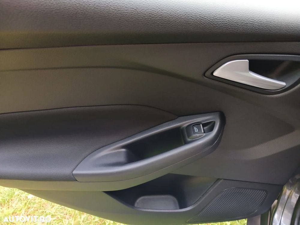 Ford Focus 1.6 TDCi DPF Trend - 18