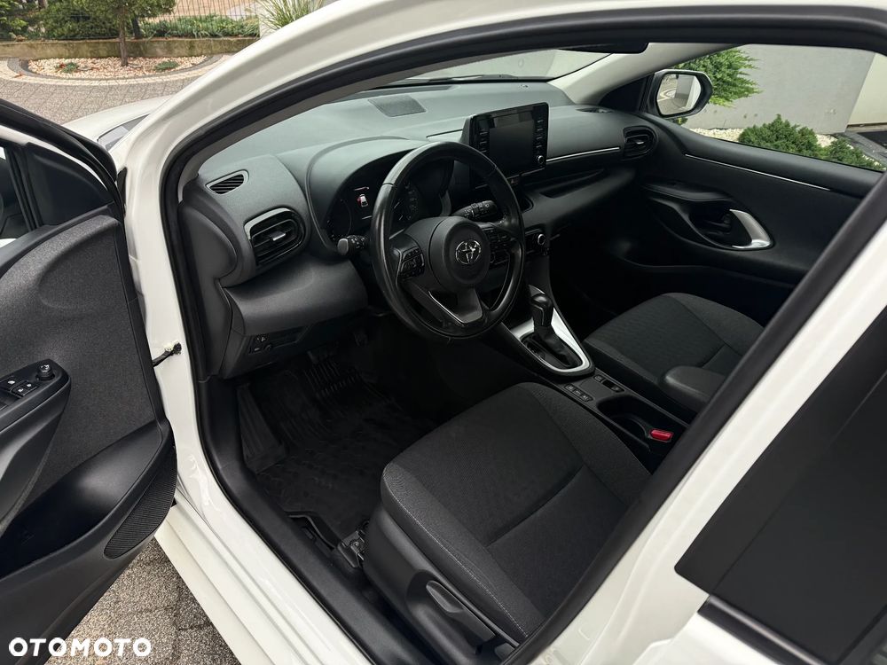 Toyota Yaris Hybrid 1.5 Active - 16