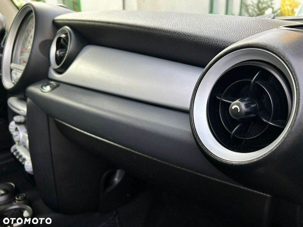 MINI Cooper - 12