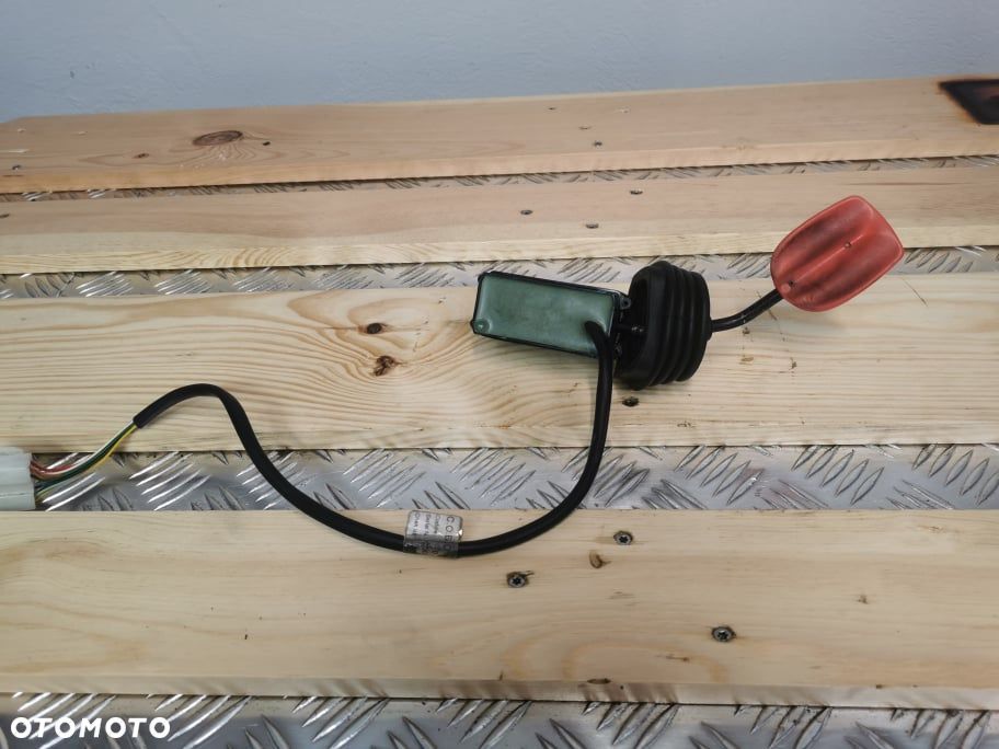 Przełącznik rewersu Claas Axion .... 2009r. - 2