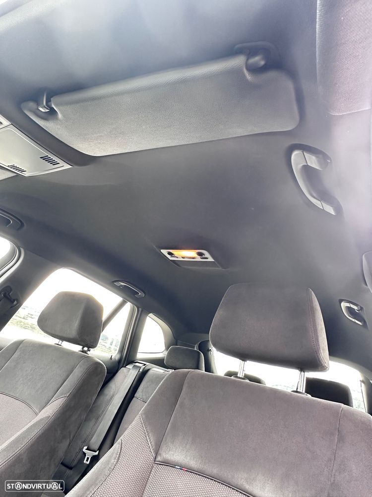 BMW X1 18 d sDrive Pack M - 33