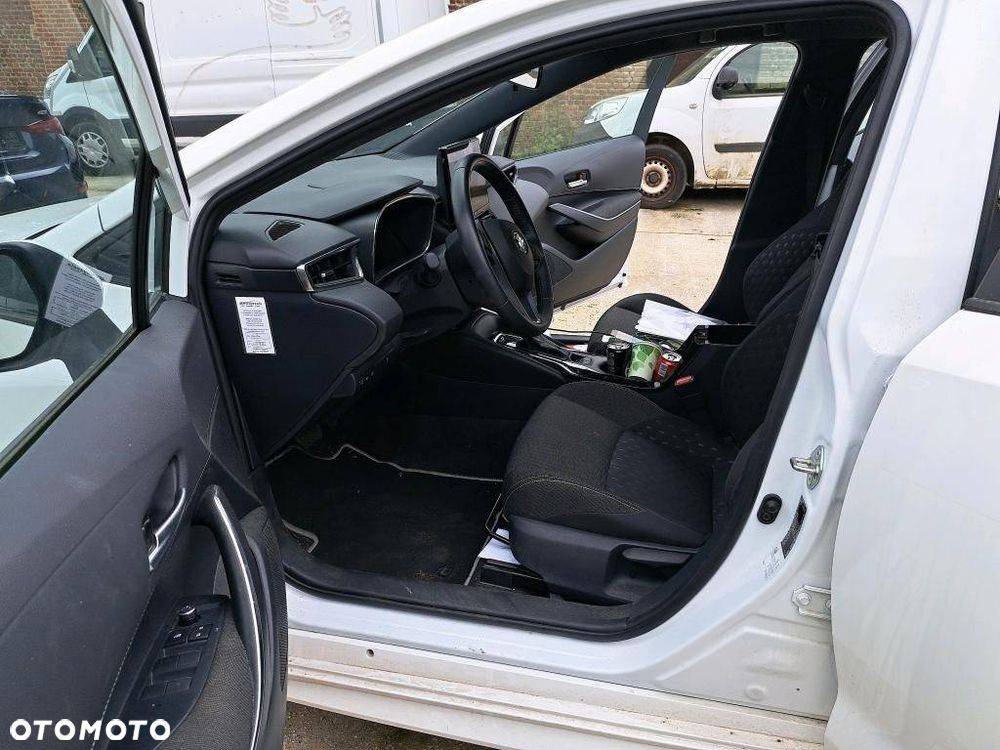 Toyota Corolla - 9