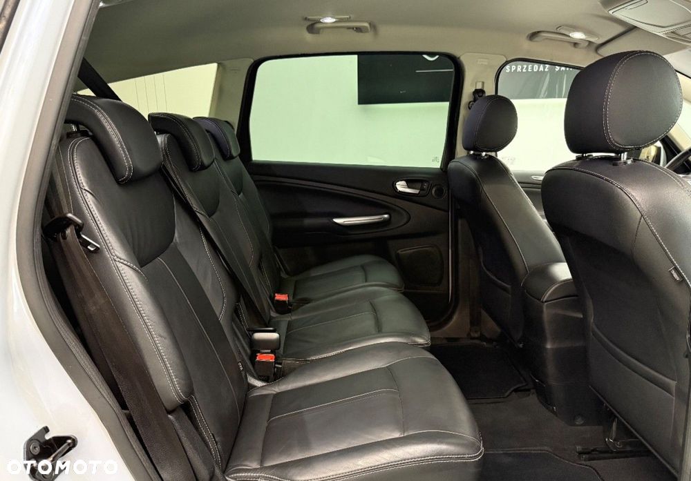 Ford S-Max 2.0 TDCi DPF Titanium - 10