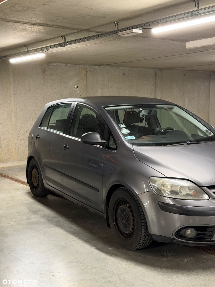 Volkswagen Golf Plus 1.9 TDI Tour - 2