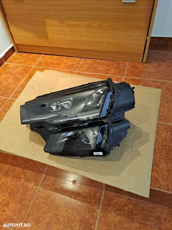 Far stanga Skoda Karoq Facelift full led an 2022-2024 original - 2