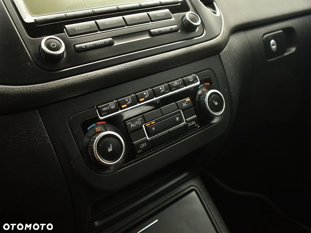 Volkswagen Golf Plus - 17