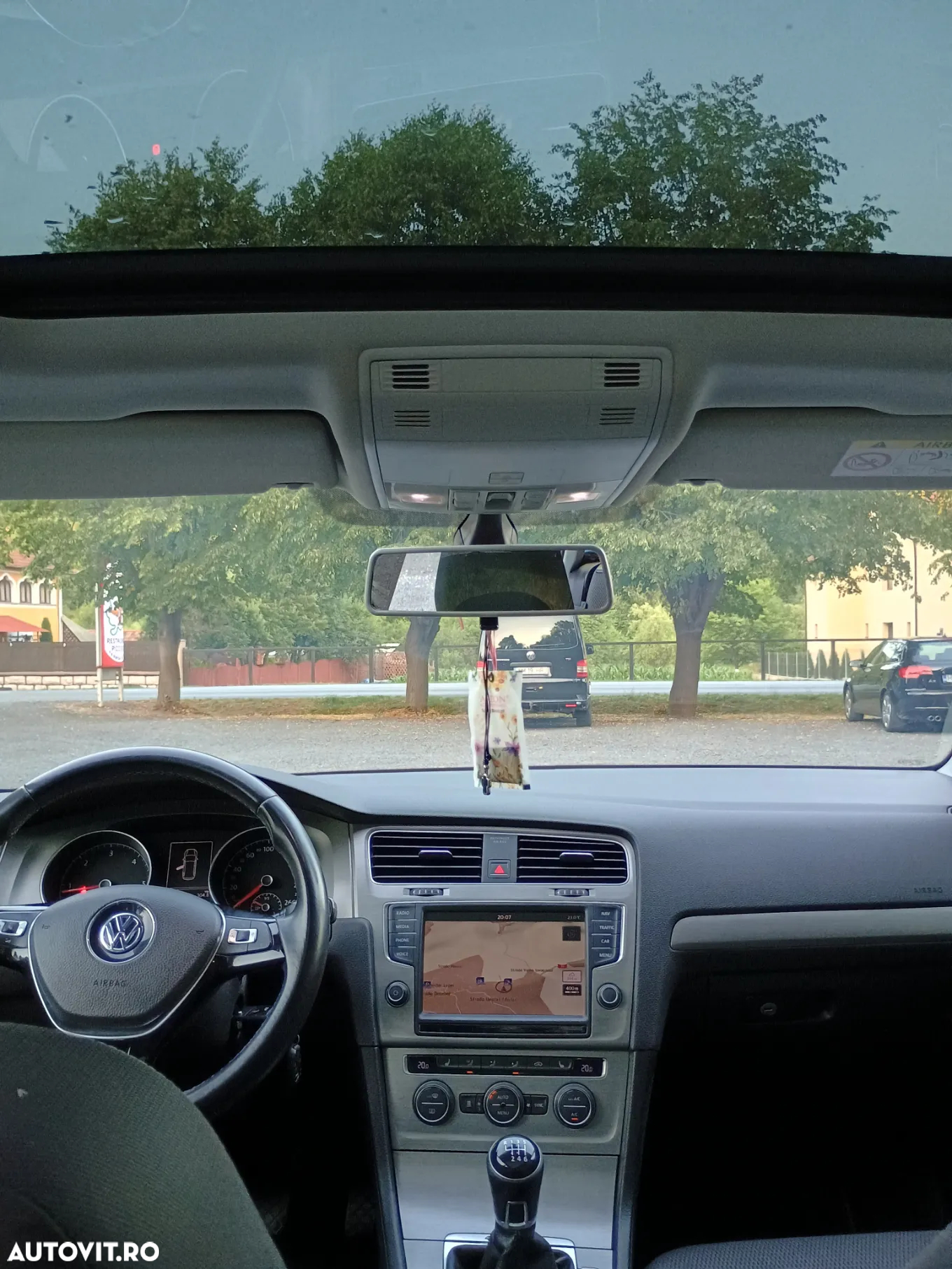 Volkswagen Golf 2.0 BlueTDI 4Motion Highline - 11