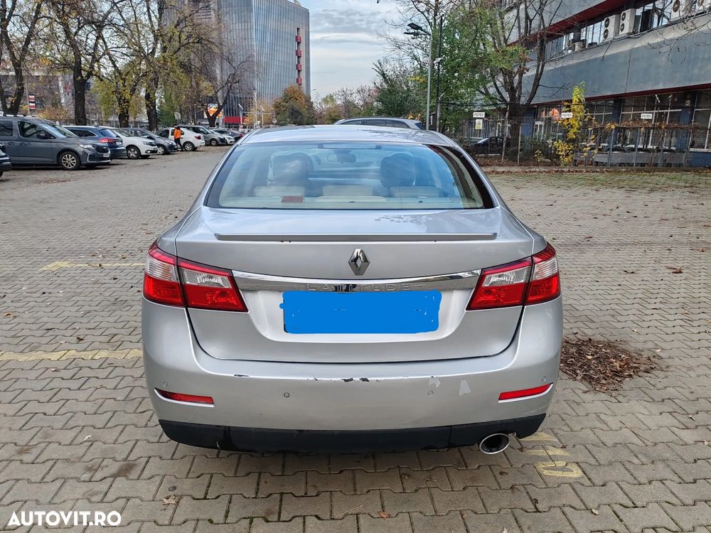 Renault Latitude - 9