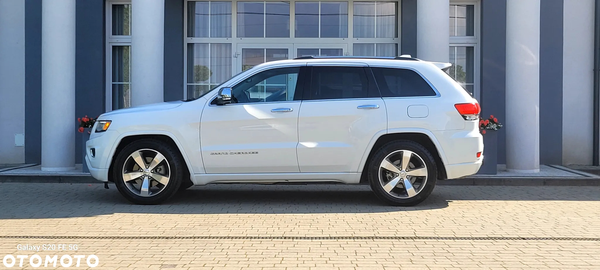 Jeep Grand Cherokee 5.7 V8 HEMI 4WD Automatik Overland - 5